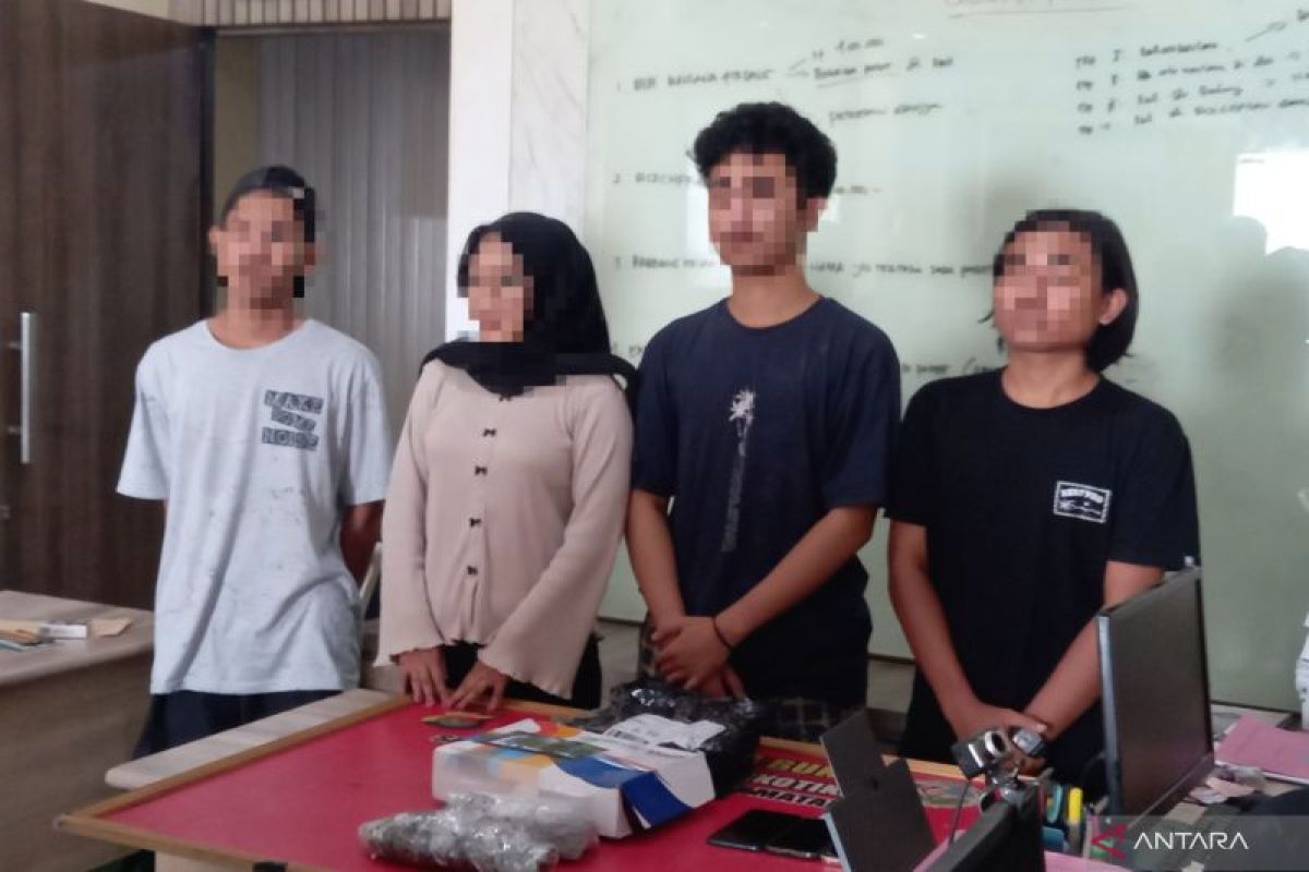 Waspada!! Di Mataram ada pemesanan paket ganja via medsos