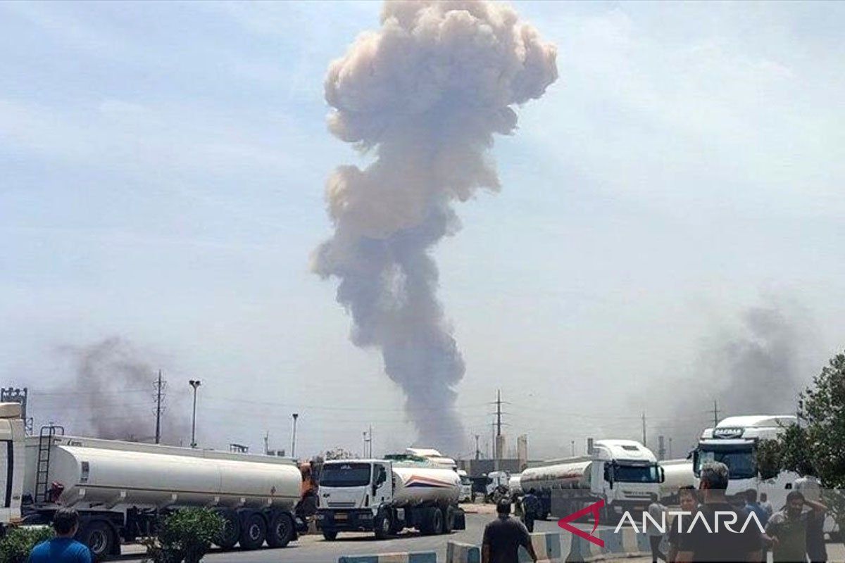 Iran tetapkan 28 April hari berkabung usai ledakan di pelabuhan