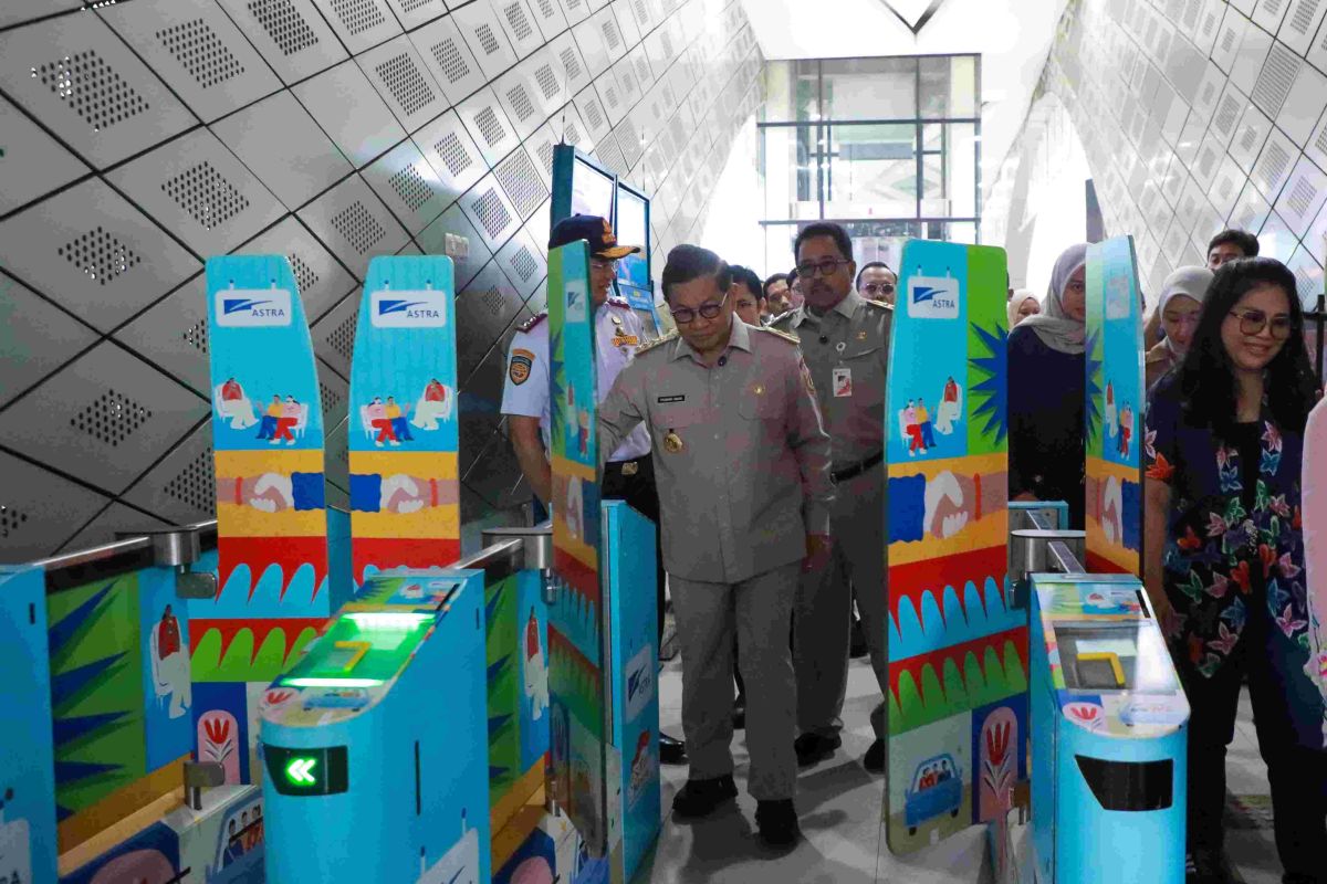 ASN DKI harus berswafoto untuk bukti naik angkutan umum setiap Rabu