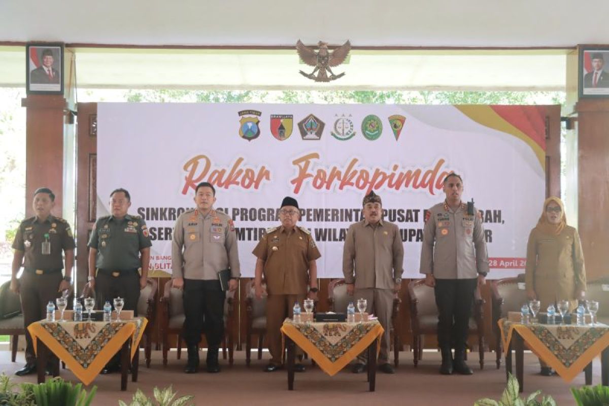 Pemkab Blitar harapkan Bhabinkamtibmas deteksi masalah sosial
