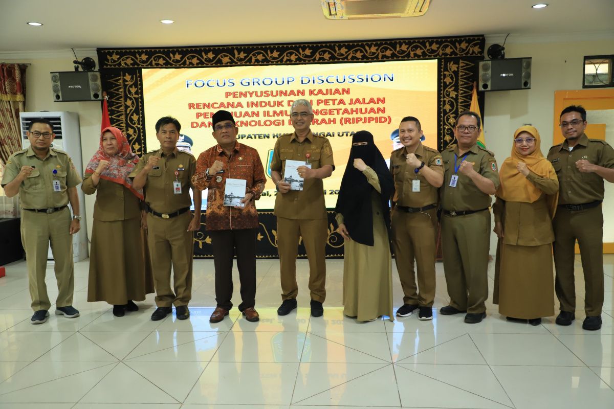 Bupati HSU buka FGD penyusunan RIPJPID