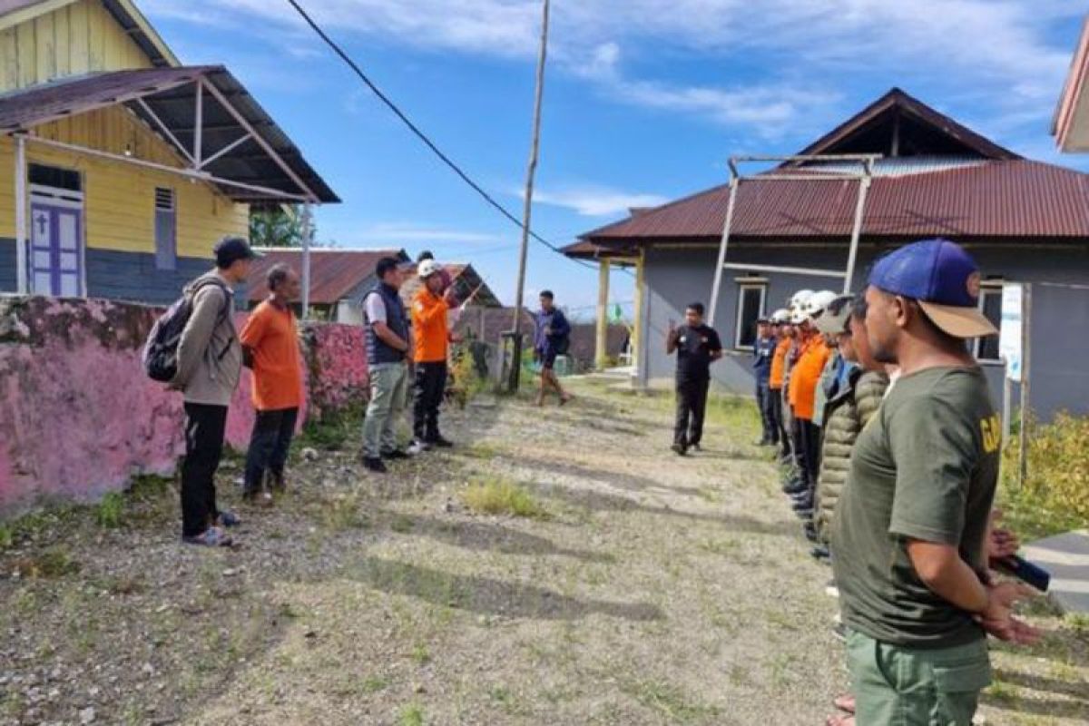 Balai TN  Manusela-tim gabungan cari pendaki hilang di Gunung Binaiya