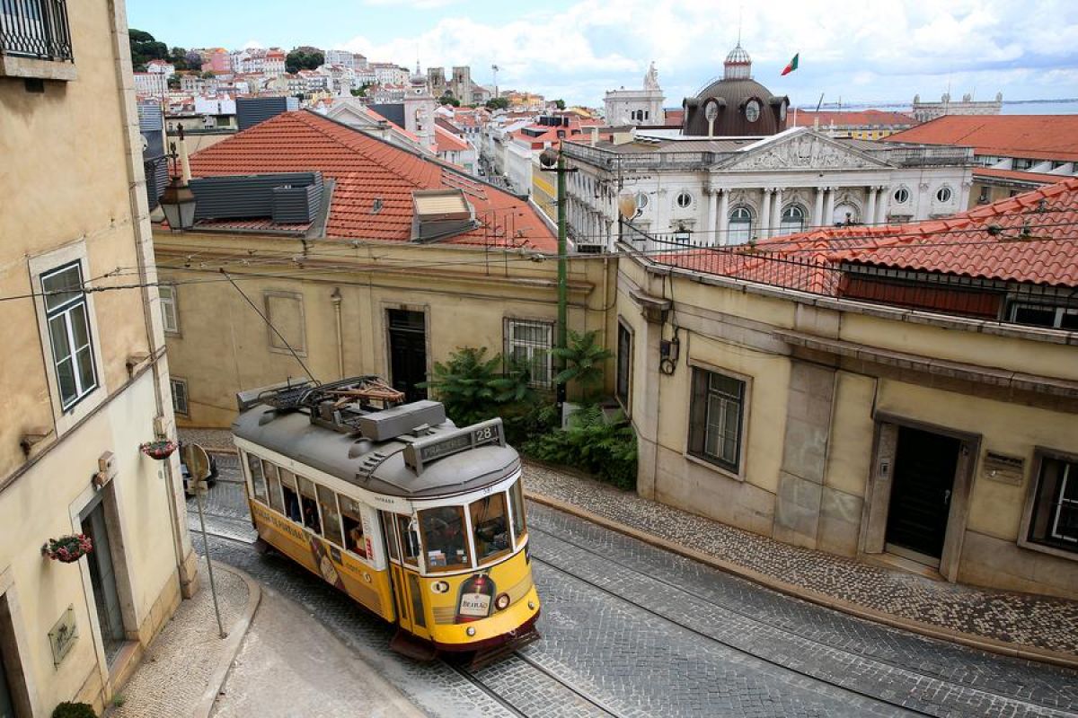 PM Portugal sebut listrik akan pulih sepenuhnya dalam beberapa jam