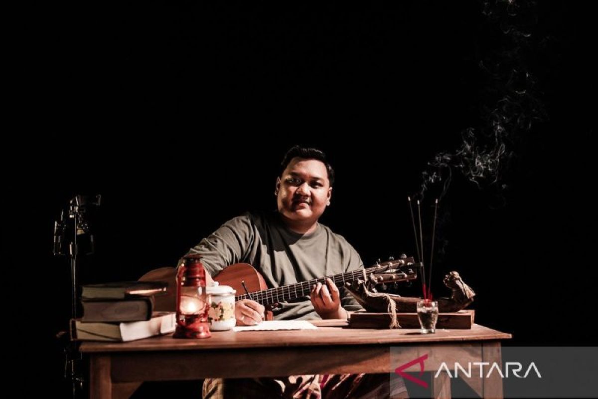 Ndarboy Genk kemas nasihat bagi anak laki-lakinya lewat "Lanang Tenan"
