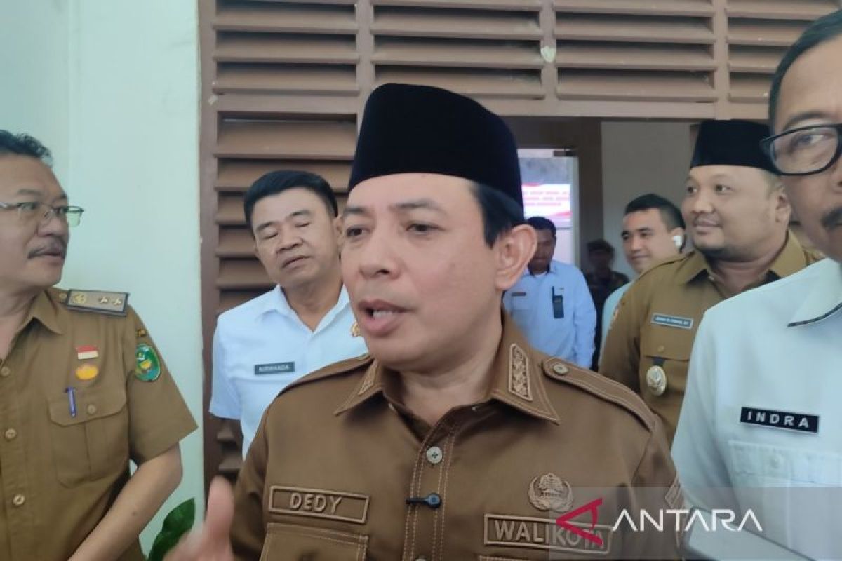 Pemkot Bengkulu hentikan sementara izin minimarket modern