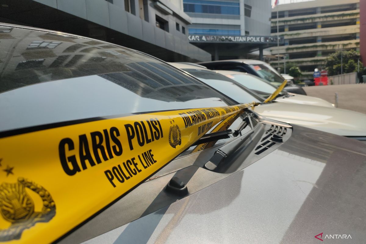 Belasan mobil dan motor disita dari tiga kasus pencurian di Jakbar