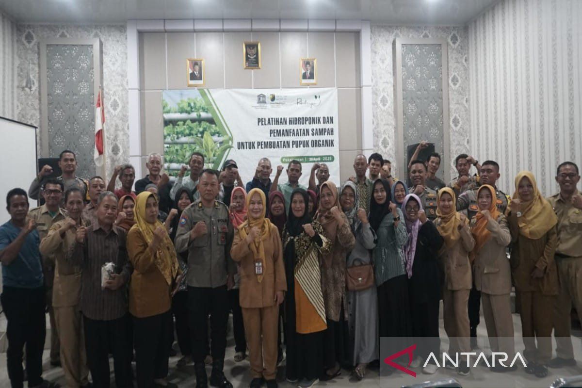 Pemkot Pekalongan gelar pelatihan hiodroponik