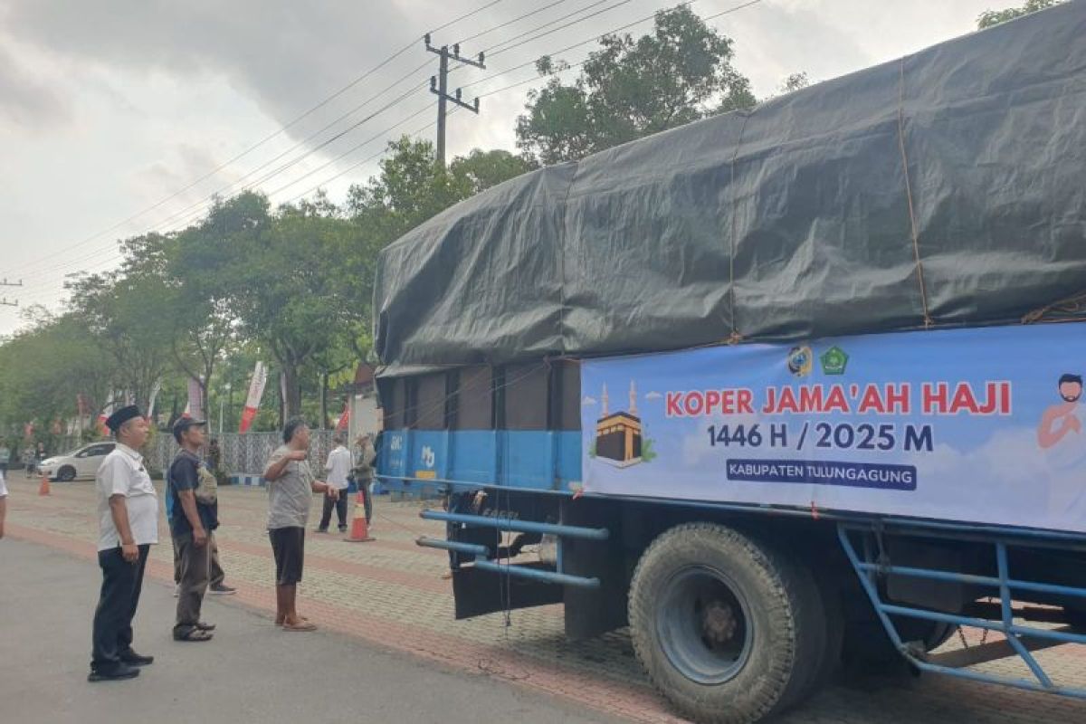 Sebanyak 877 koper JCH Tulungagung diberangkatkan ke Asrama Haji Surabaya