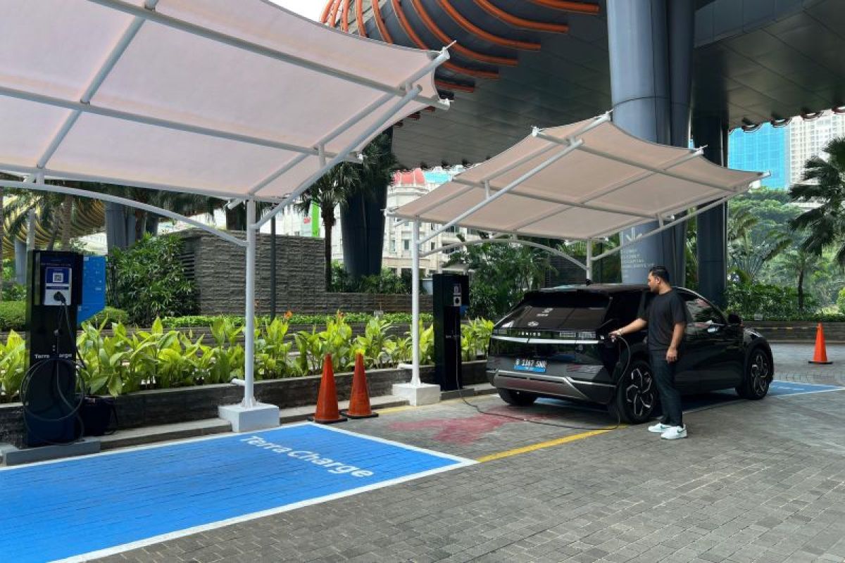 Terra Charge SPKLU No 1 dari Jepang perluas Infrastruktur di Neo Soho Mall