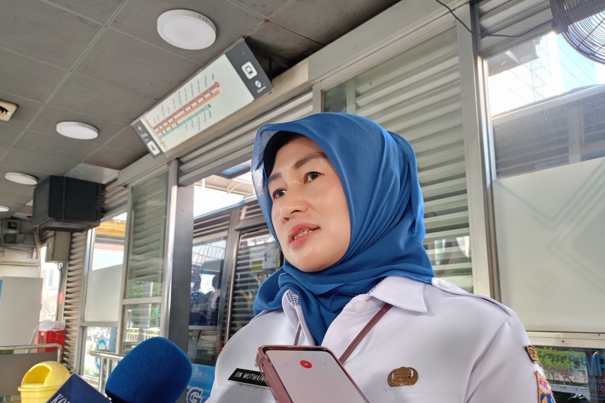 Pemkot Jaktim tegur ASN yang tak naik angkutan umum