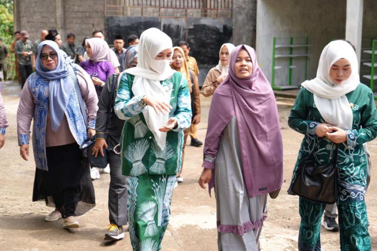 Jajaran DPRD Balangan kunjungi Pondok Perkampungan Ainul Yakin Yogyakarta