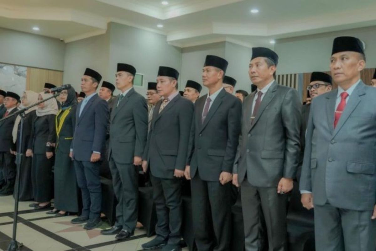 Gubernur Iqbal mutasi 72 pejabat di Pemprov NTB