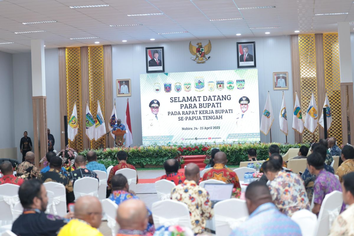 Pemprov Papua Tengah pastikan pembangunan menyentuh masyarakat akar rumput