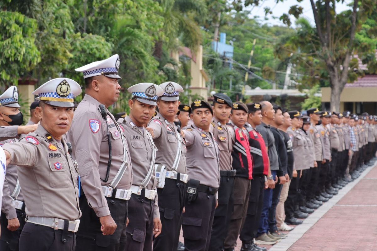 Polresta Palu siagakan sebanyak 220 personel amankan Hari Buruh