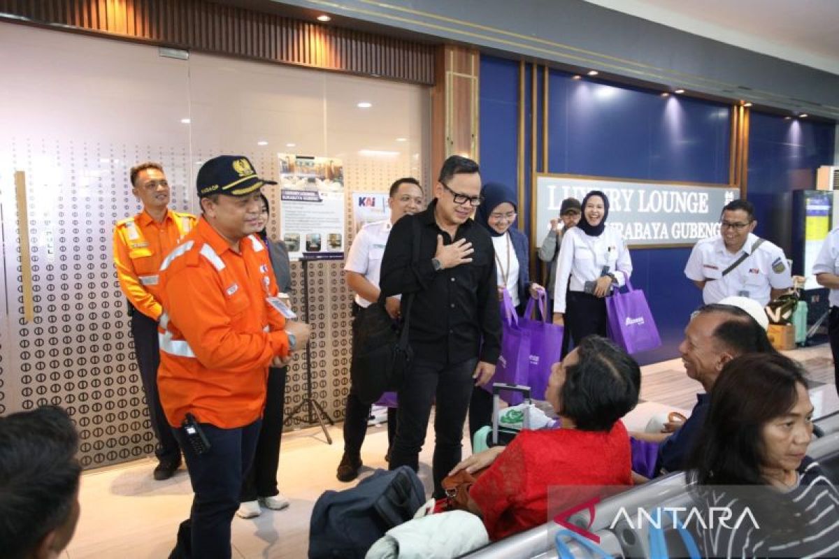 Wamendagri dorong  masyarakat manfaatkan transportasi publik