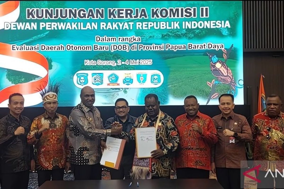 Papua Barat serahkan P3D Rp6,6 triliun kepada Papua Barat Daya