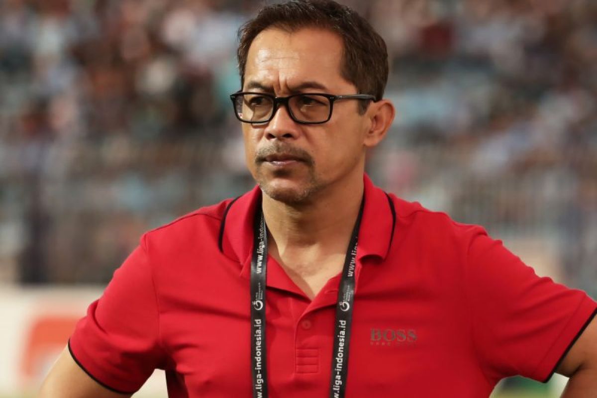 Pelatih Persela Lamongan Aji Santoso tertantang bawa Laskar Joko Tingkir  ke Liga 1