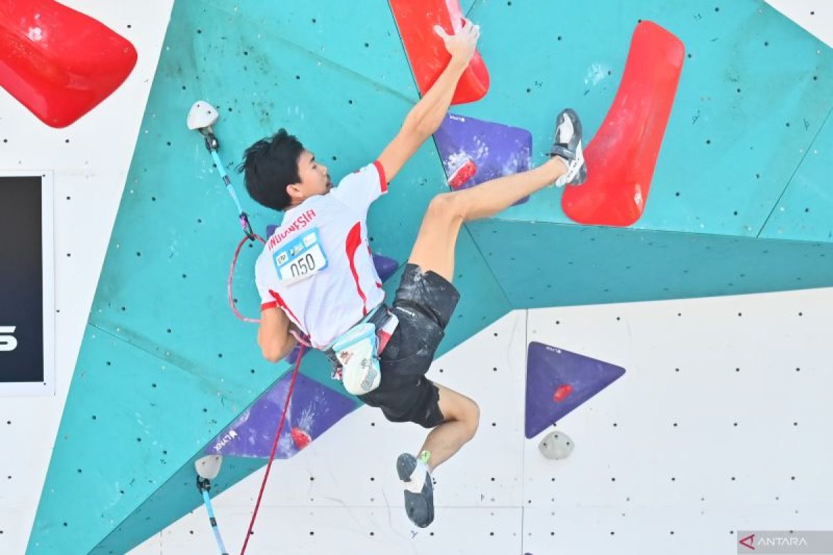 Tiga atlet Indonesia lolos ke semifinal panjat tebing dunia