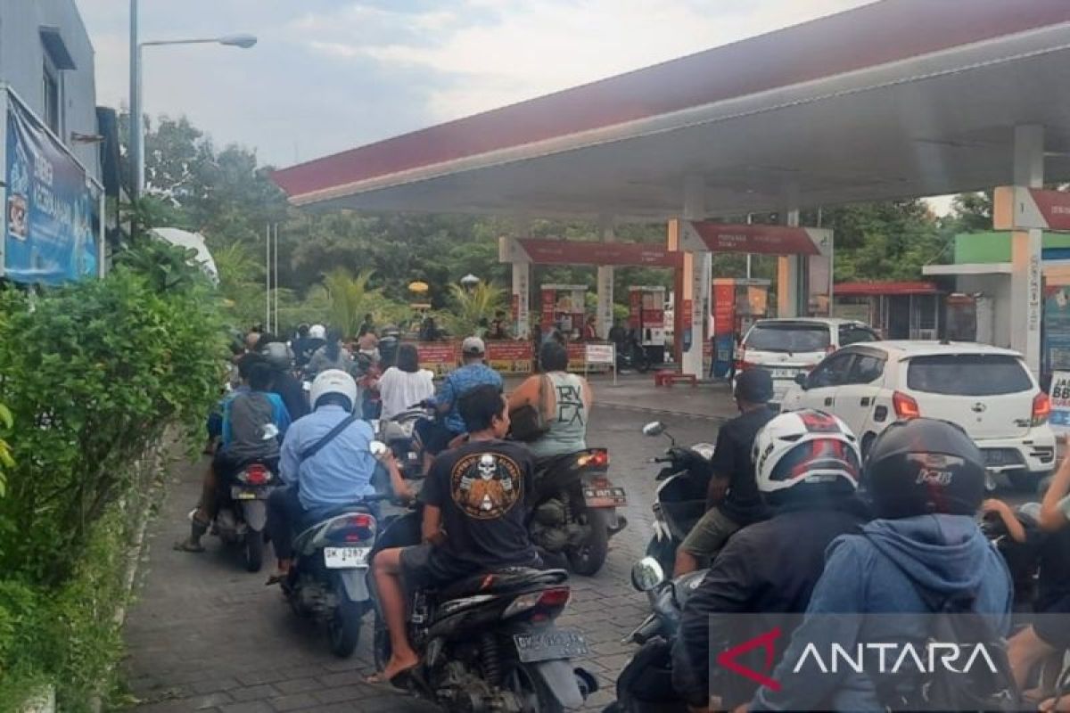 Pertamina pastikan layanan SPBU di Bali normal saat listrik padam