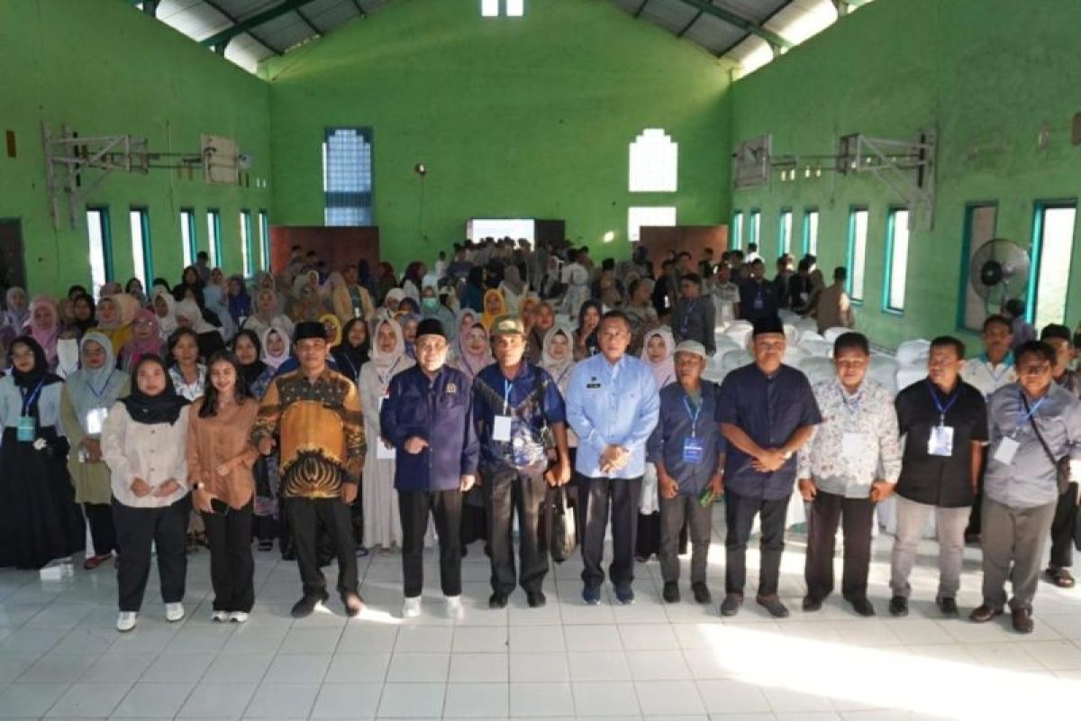 Tim BGN edukasi warga Sikur Lombok Timur tentang MBG