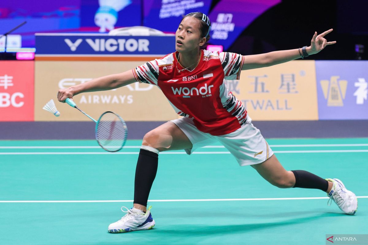 Putri KW ke babak kedua Indonesia Open 2025 setelah lawan cedera