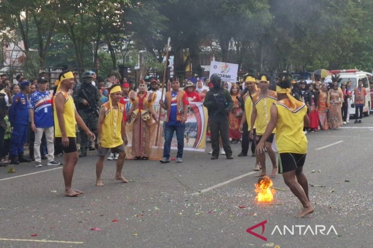 Pawai Budaya Kapuas Bersinar berlangsung semarak