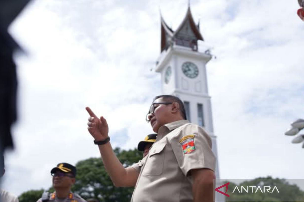 Wako Ramlan berharap kewenangan SMA dikembalikan ke Pemkot Bukittinggi
