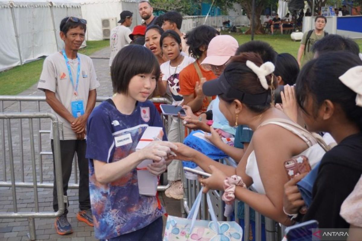 Keindahan Bali bikin atlet asal Jepang Ai Mori rileks saat panjat tebing
