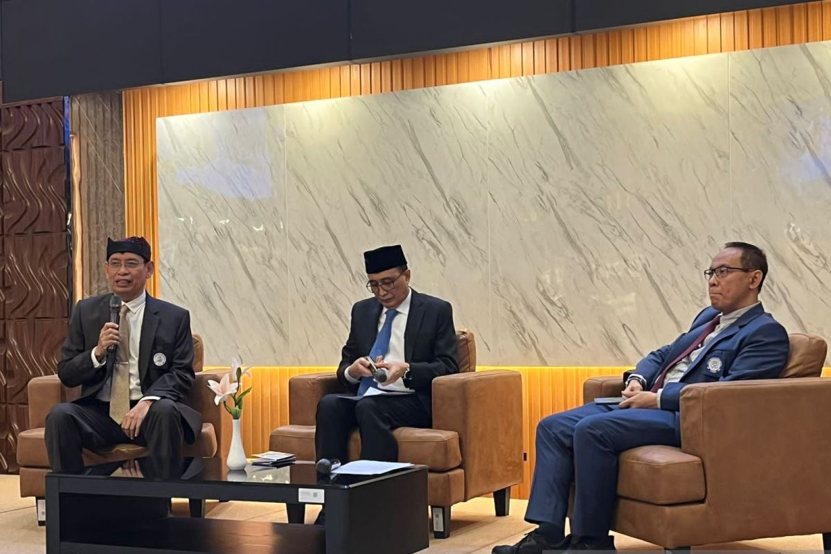 Muhammad Madyan terpilih jadi Rektor Unair