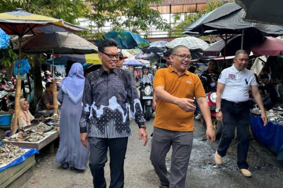Wabup HSS : Pemkab akan segera berkoordinasi benahi Pasar Los Kandangan