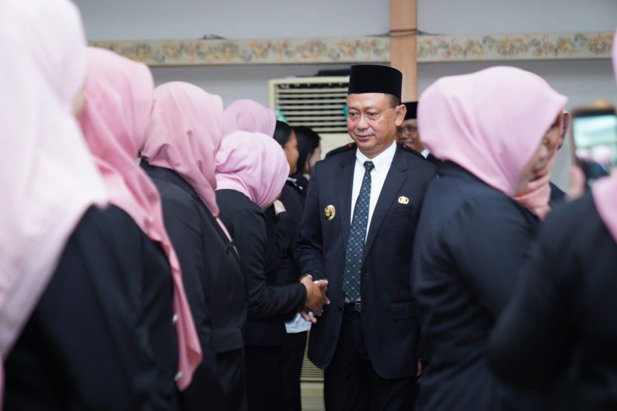 Wali Kota Pontianak lantik 14 kepala sekolah dan 164 pejabat fungsional PPPK