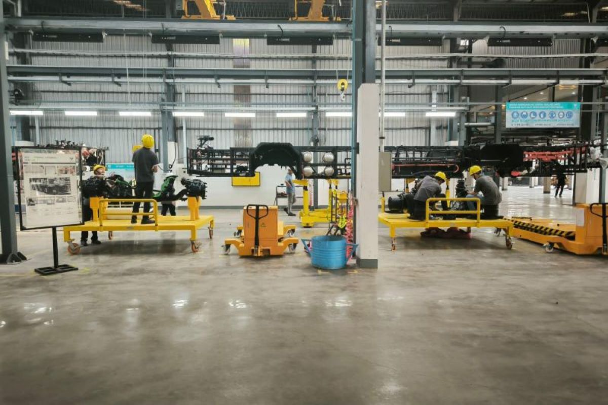 PT Pindad, KG Mobility kerja sama proyek mobil, bus listrik nasional