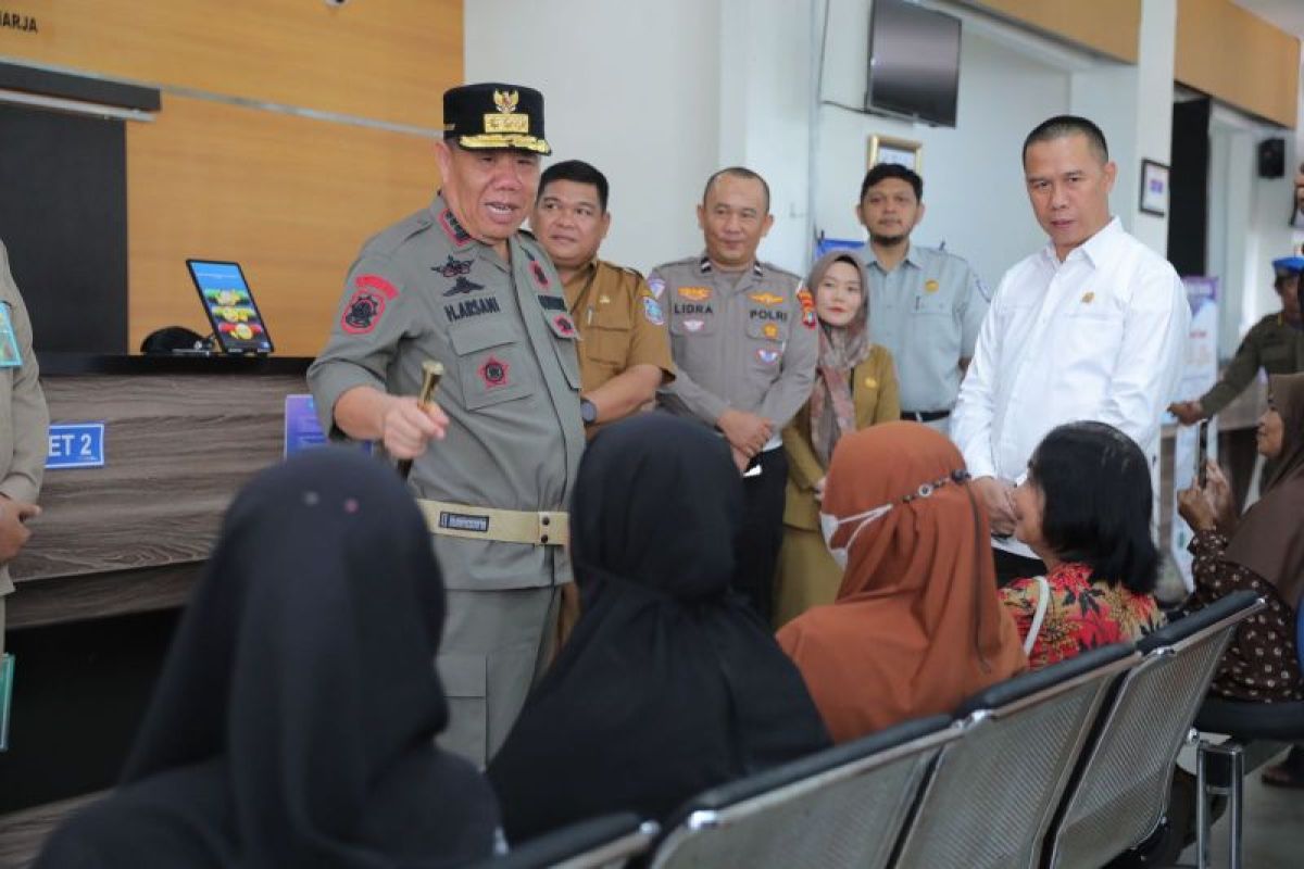 Gubernur Bangka Belitung sidak layanan Samsat Bangka