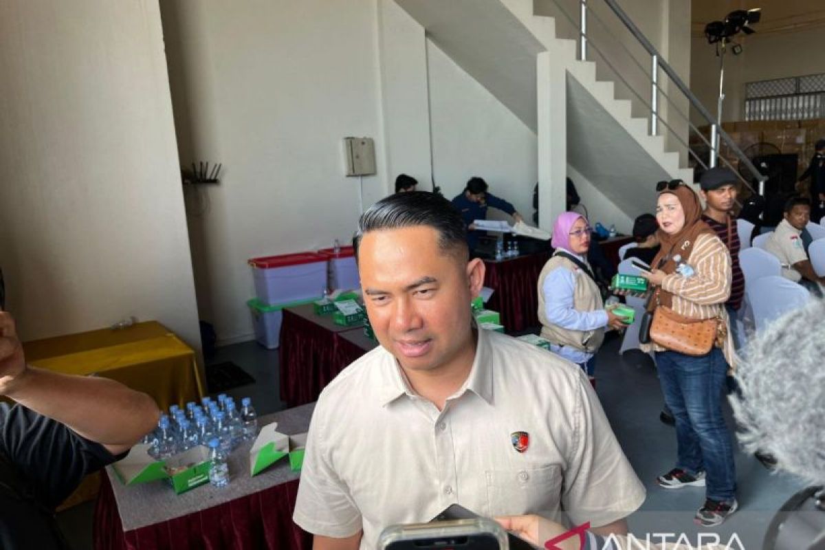 Polda Kepri buka segel SPBU Kabil usai peetapan tersangka