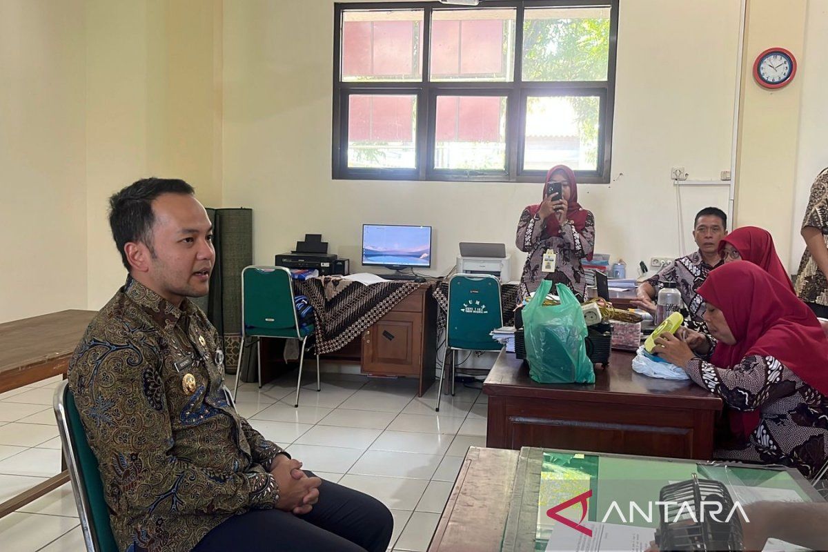 Respati Ardi tindaklanjuti keluhan soal acara wisuda SMP