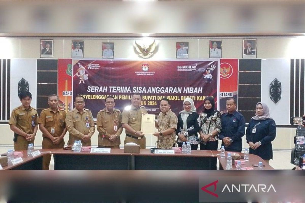KPU Kapuas kembalikan Rp844 juta sisa dana pilkada