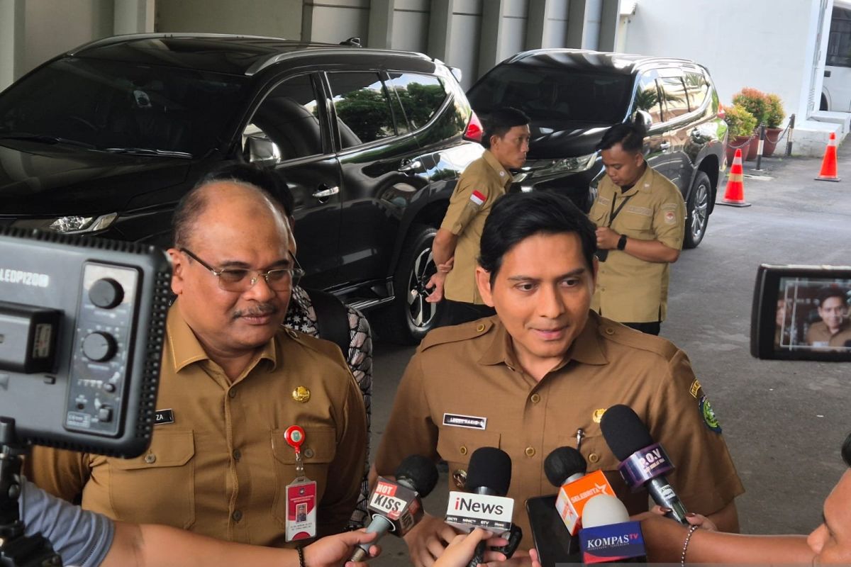 Bupati Lucky Hakim jalani hari pertama magang di Kantor Kemendagri