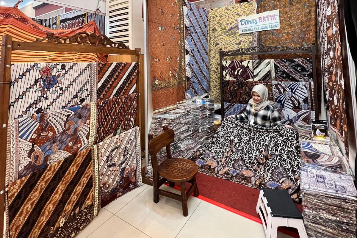 Dimas Batik jadi penjaga terakhir Batik Tulis Tasikmalaya