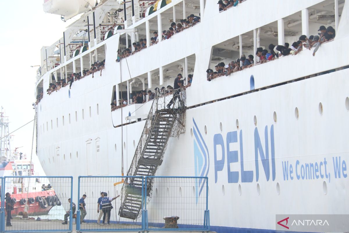 Pelni Balikpapan angkut 39 ribu pemudik dan rayakan HUT ke-73