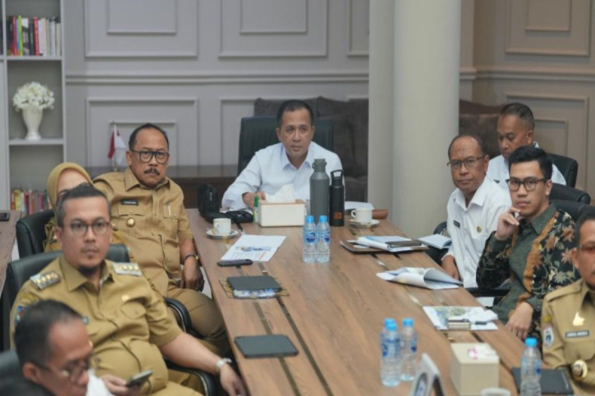 Pemprov Sulbar jadikan kawasan transmigrasi penggerak ekonomi lokal berbasis klaster