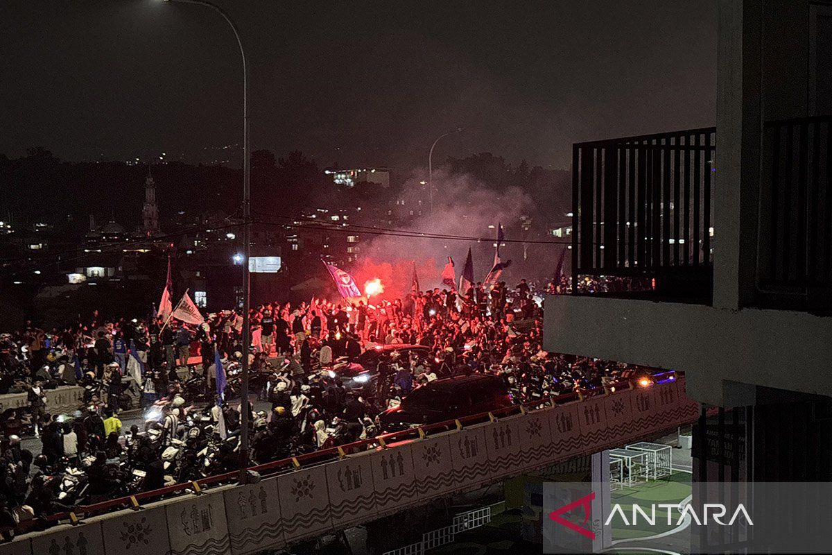 Wali Kota Bandung minta Bobotoh tertib rayakan Persib juara Liga 1