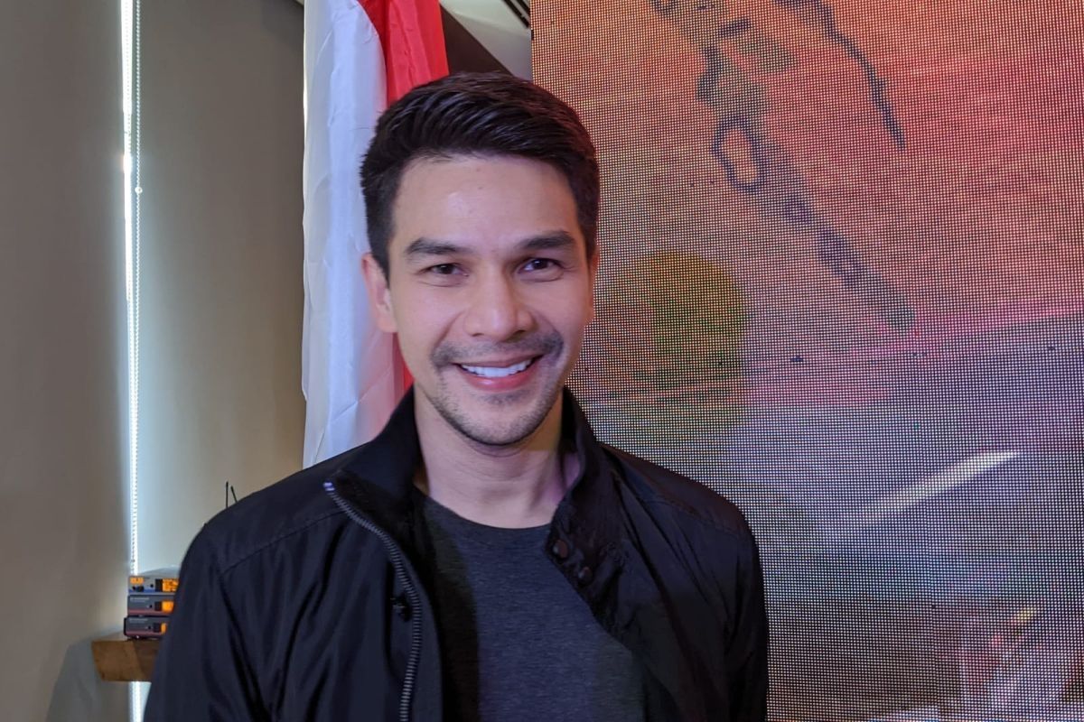 Kriminal kemarin, selebritas Jonathan Frizzy ditangkap lalu kasus ijazah Jokowi