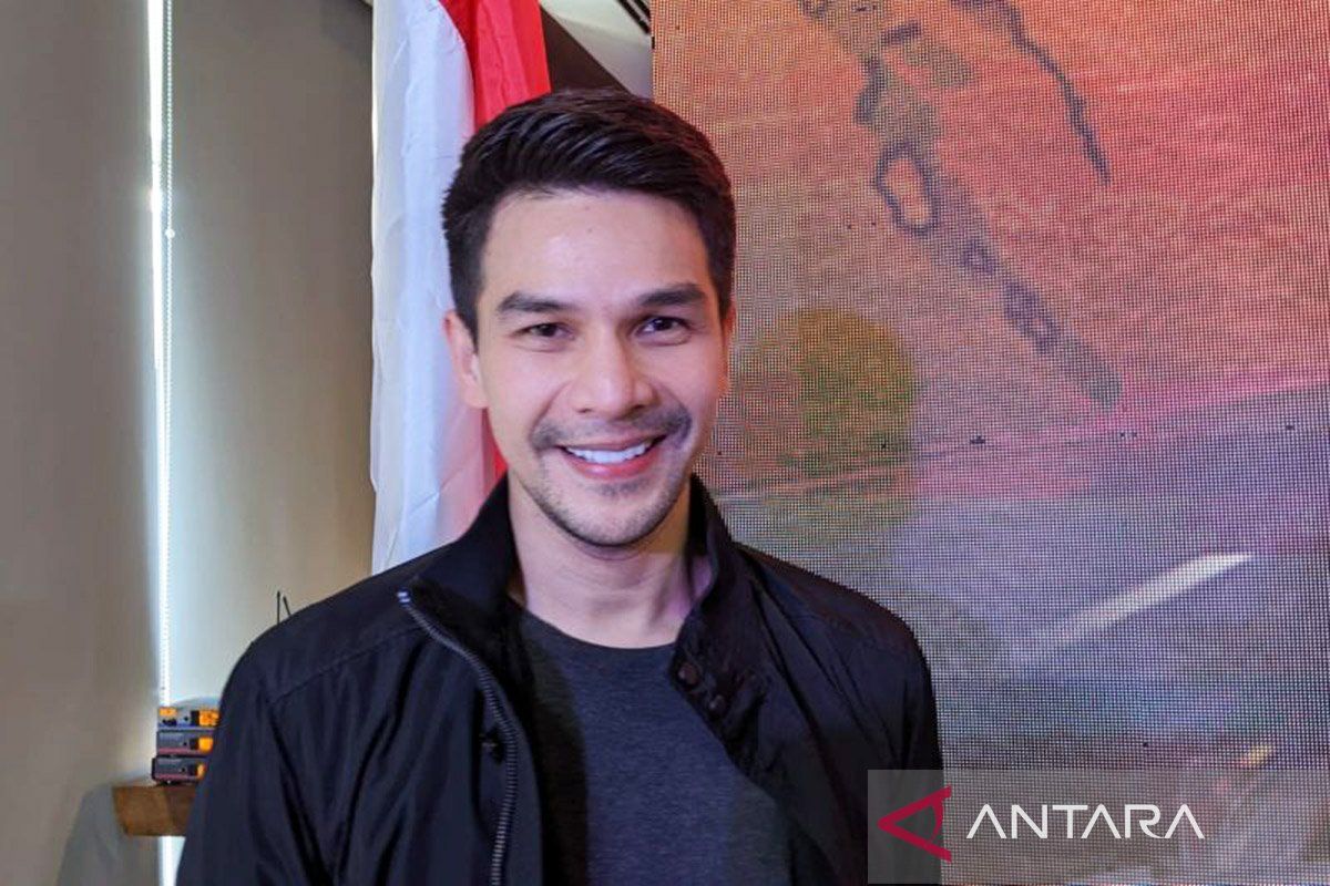 Kriminal kemarin, Jonathan Frizzy ditangkap lalu kasus ijazah Jokowi