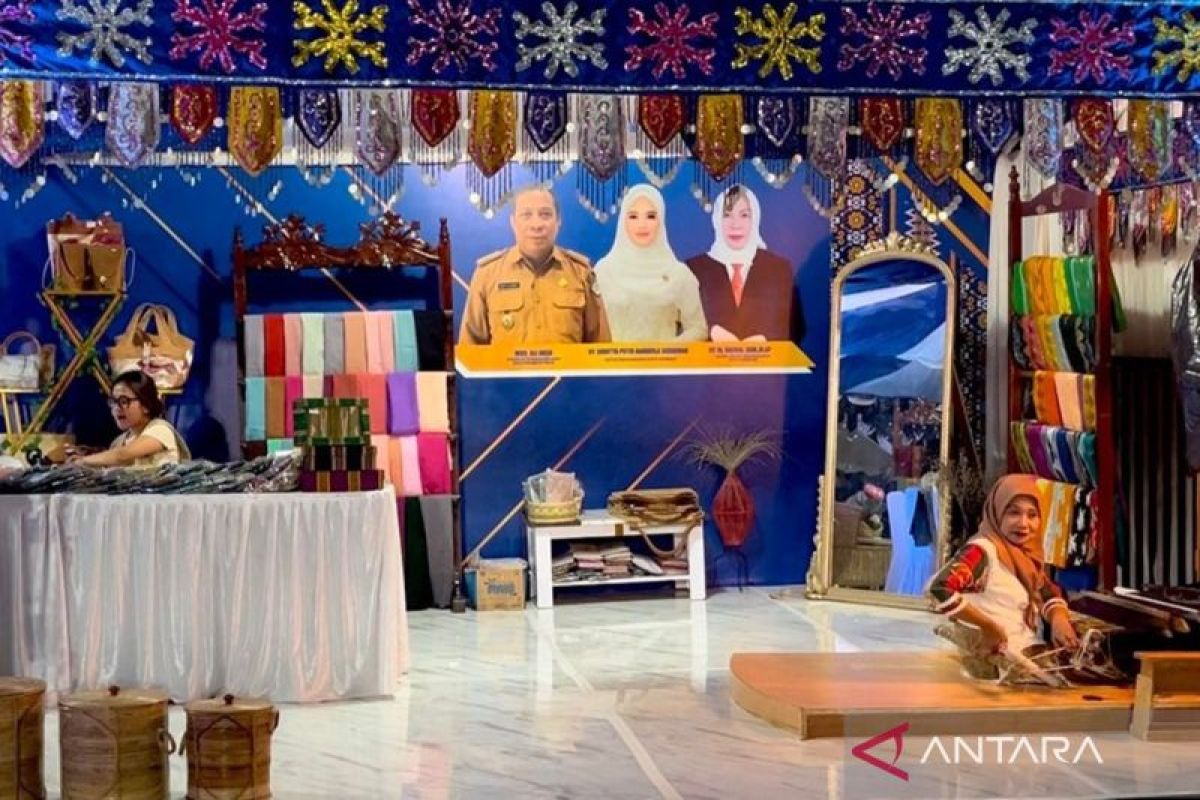 Pemkot Kendari pasarkan produk 74 pelaku usaha lewat Ekspo IKM 2025