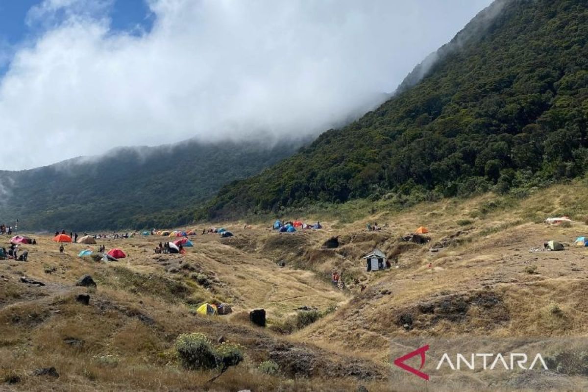 TNGGP terapkan daftar hitam terhadap pendaki yang langgar aturan