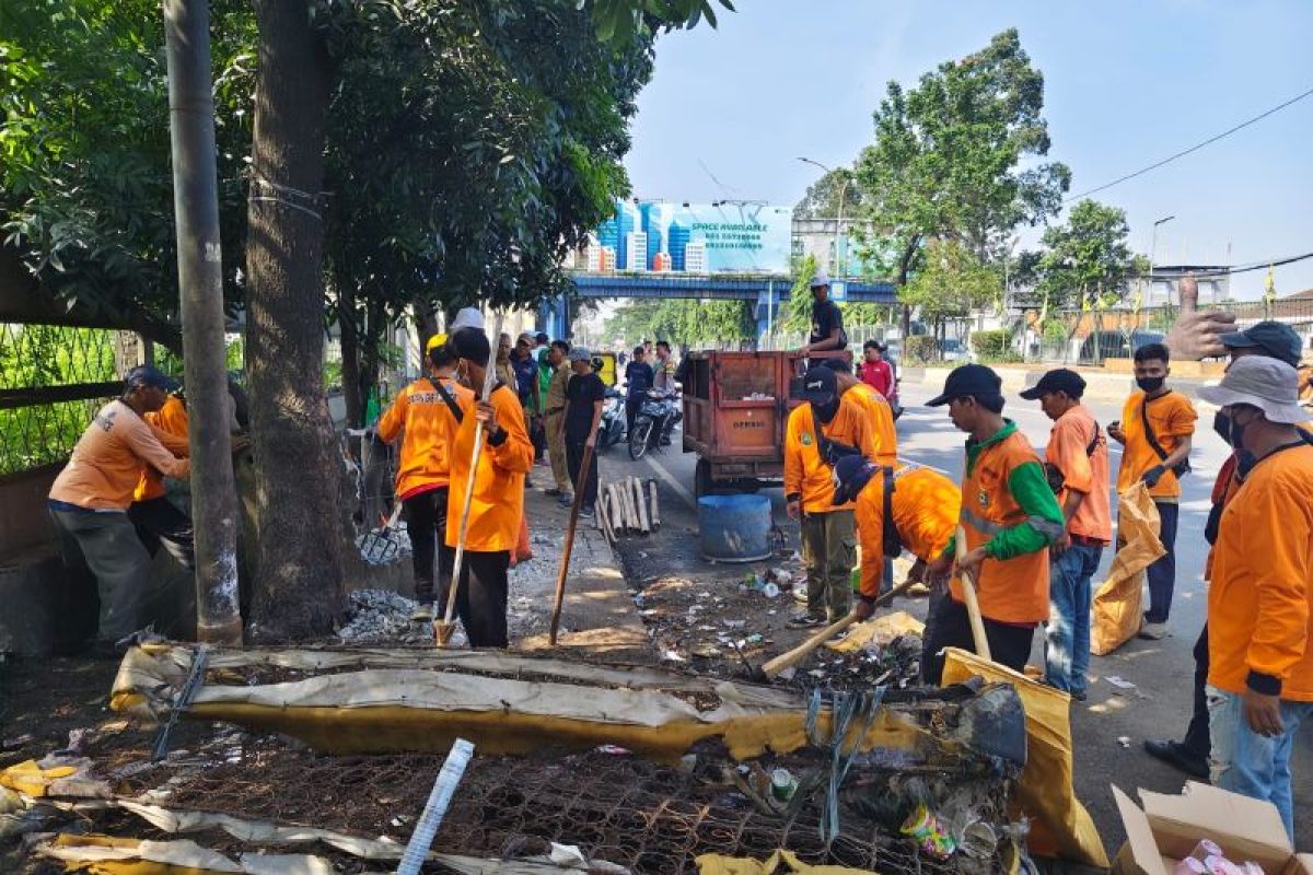 Kurangi penumpukan di TPA, DLH ajak masyarakat pilah sampah