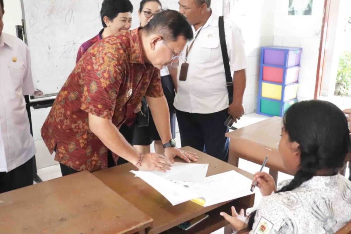 Pemkab Buleleng bantu siswa yang sulit membaca