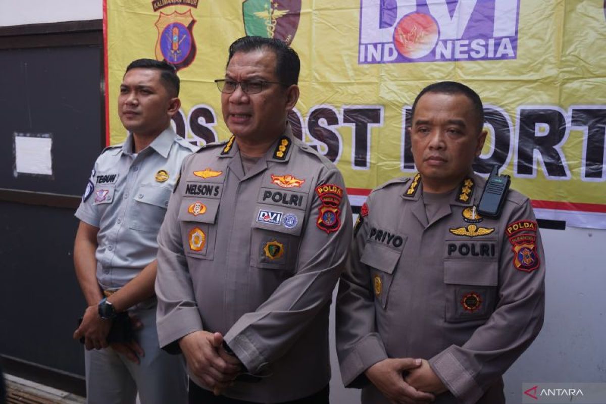 Tim DVI Polda Kaltim identifikasi jasad korban tenggelamnya KMP Muchlisa