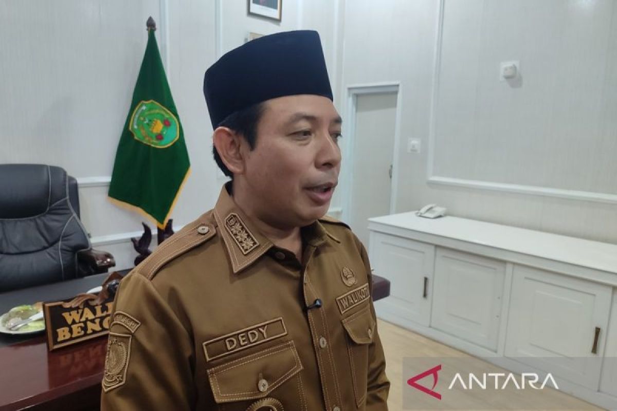 Pemkot Bengkulu minta pegawai tidak bergaya hidup berlebihan di medsos