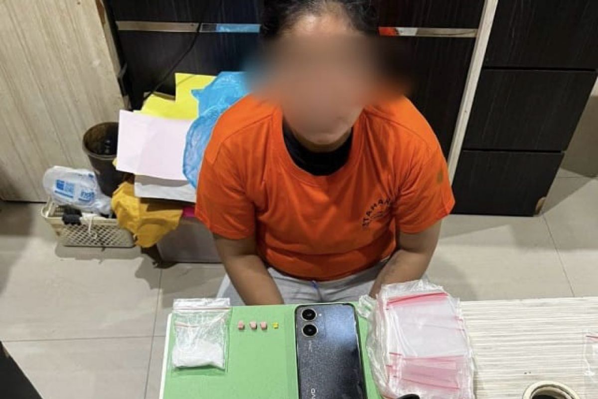 Wanita di Pekanbaru sembunyikan sabu di kemaluan
